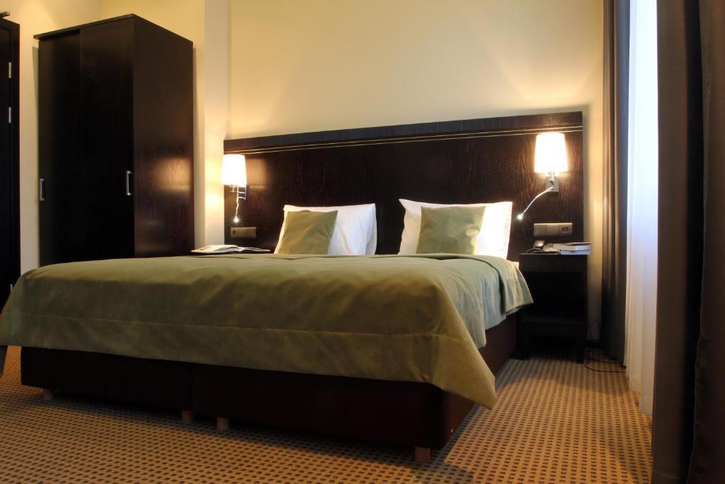 Hotel Fado Spa & Restaurant Swidnica  Ruang foto