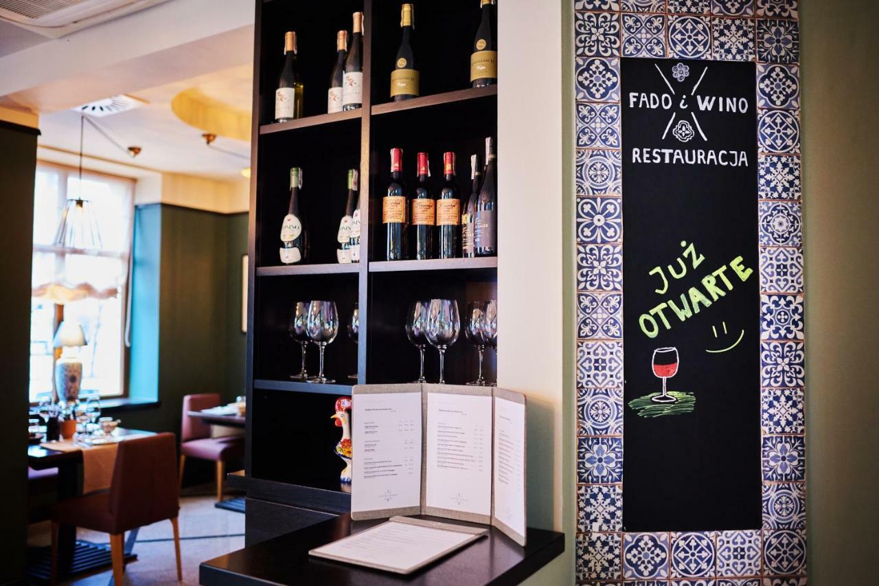 Hotel Fado Spa & Restaurant Swidnica  Bagian luar foto