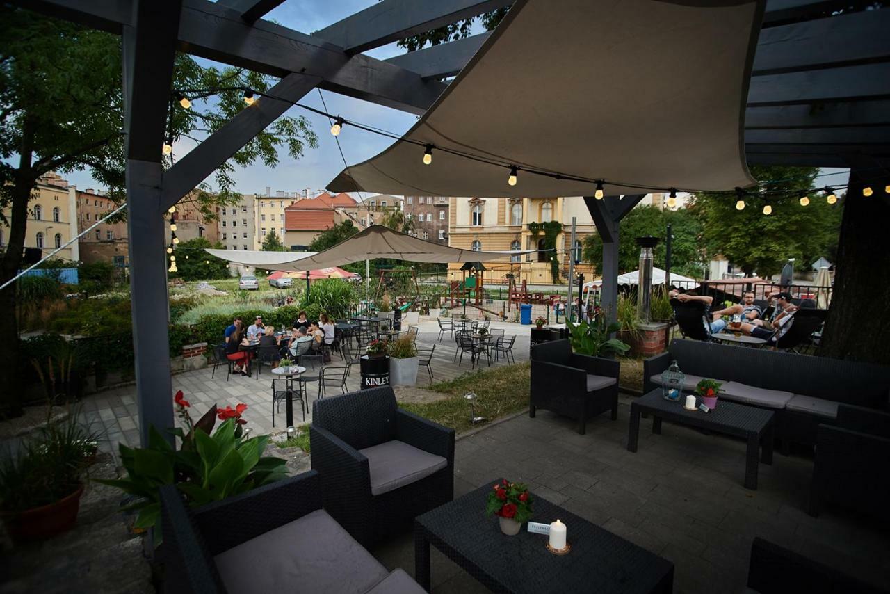 Hotel Fado Spa & Restaurant Swidnica  Bagian luar foto